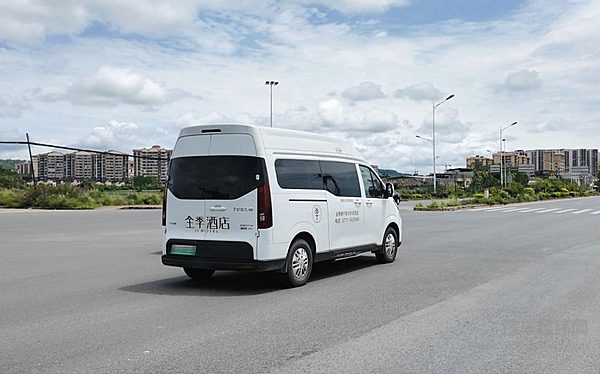 创业者心声：选聚星EV少操心，半年多跑了9万公里零大修