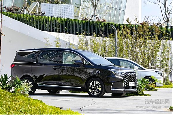 瑞风RF8悦享系列正式上市，以“三把钥匙”解锁20万级MPV价值新标杆