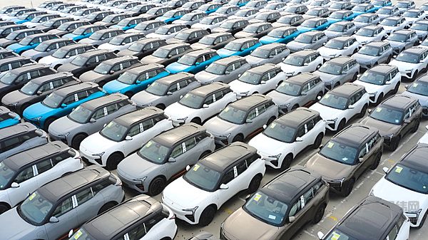 只有过去时没有将来时的恒大汽车