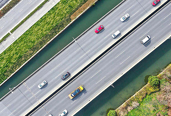 交通运输部关于促进道路交通自动驾驶技术发展和应用的指导意见