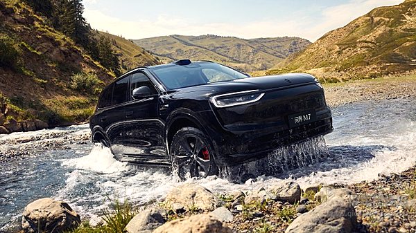 传祺向往S7对比问界M7 要性能还是要性价比？