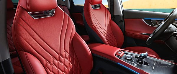 全新瑞虎7 PLUS 对比 长安CS55 PLUS：谁是10万级SUV“卷王”？