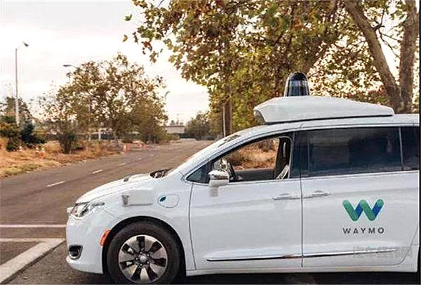 百度、Waymo、软银、博世，谁惊艳了2018年的自动驾驶？