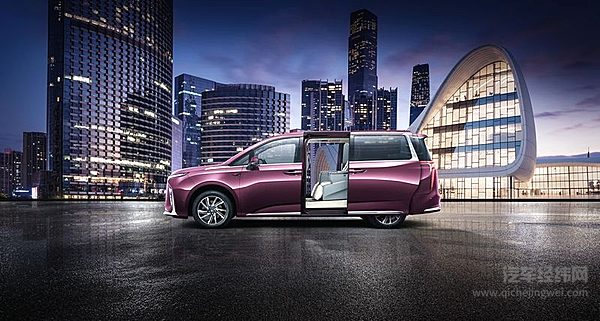 【上汽大通MAXUS G90】