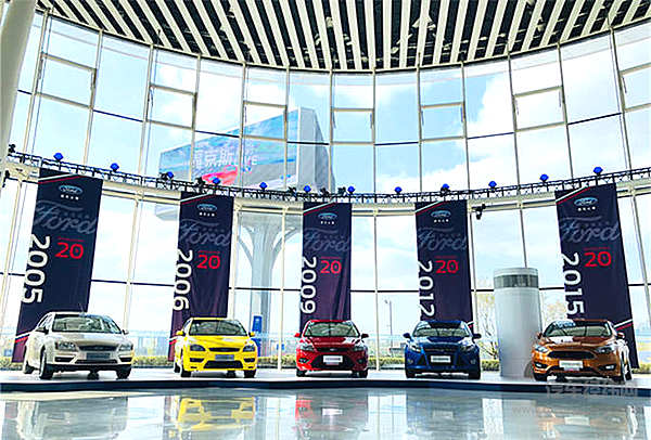 福特回击马斯克 福克斯为在华销量做“心脏复苏”！