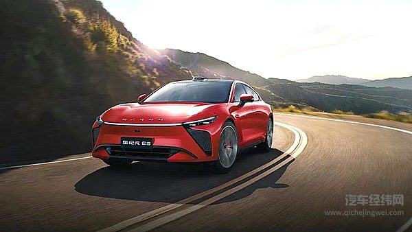 纯电中大型轿车二选一 星纪元ES性能不错能否挑战小鹏P7+？