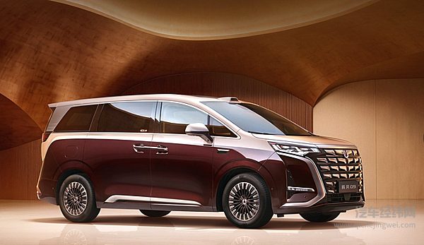 第二代腾势D9正式开启预售 38.98万起享18个月免费闪充