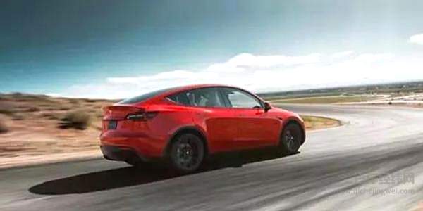 工厂关闭降产能？ 特斯拉Model Y热销预定！