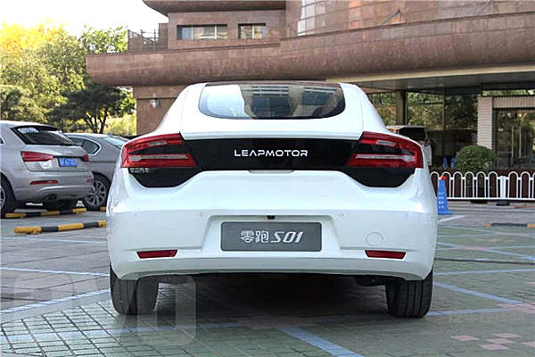 背靠华为的新物种 零跑S01是什么？