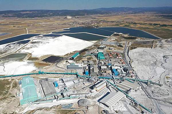 仅用排放标尺难测电动车污染水平 诸多隐性的“非环保”因素依然存在