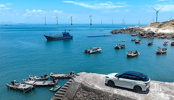 14.58万元起售的红旗HS3上市 红旗为何又推出燃油车？