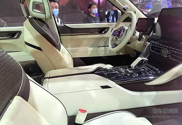 长城首辆全尺寸皮卡配3.0T+9AT强劲动力 霸气外观超越猛禽