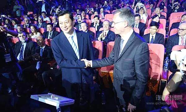 PSA与FCA合并隐情：神秘家族、法兰克福车展与电话会议