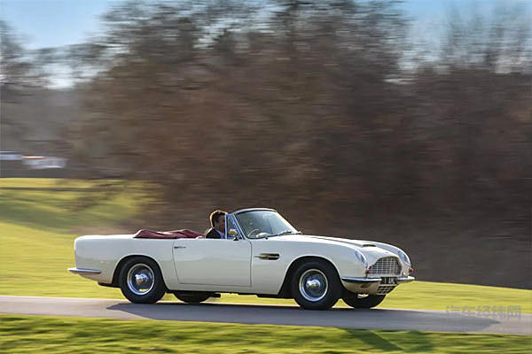 行走的文化！老爷车也逃不脱电动化？