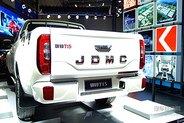 高颜值家族史上最美皮卡 大乘汽车骐铃T15亮相上海车展