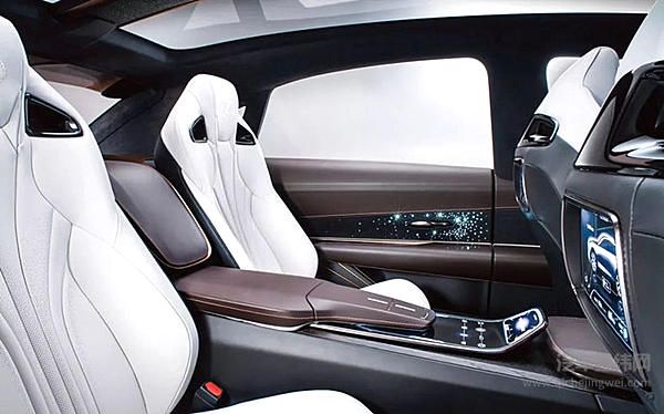 全新雷克萨斯UX量产版将全球首发 多款车型同台助阵