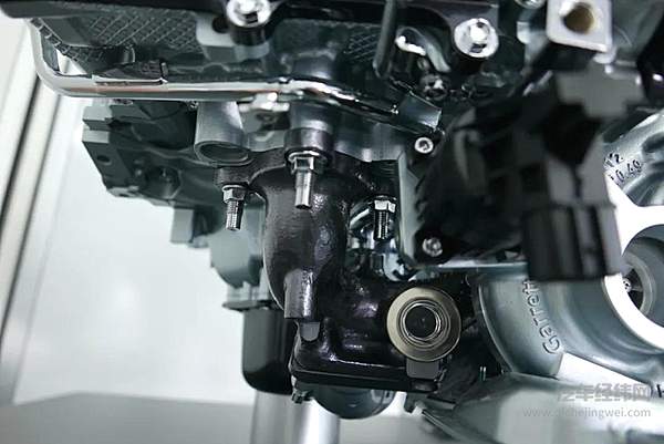 排气歧管到涡轮系统的通路