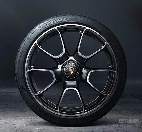 细节之中透露着速度与激情 保时捷的轮毂仅仅是好看吗？
