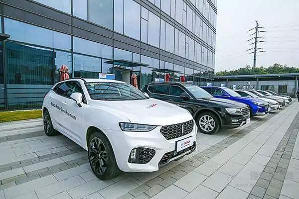 2019年博世智能出行大会，搭载博世第五代雷达至尊版的WEY VV5车型