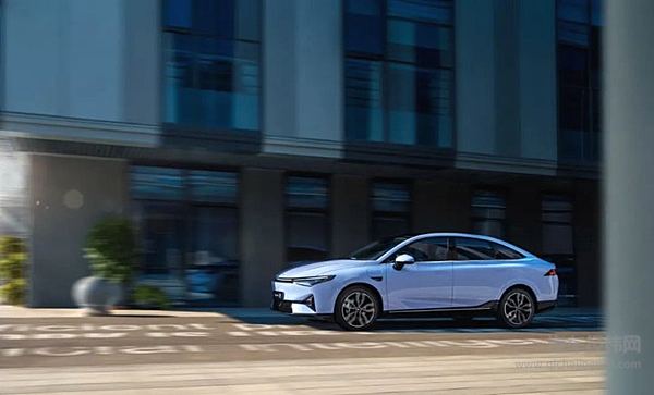 把激光雷达车干到20万元以内 小鹏P5要革燃油车的命