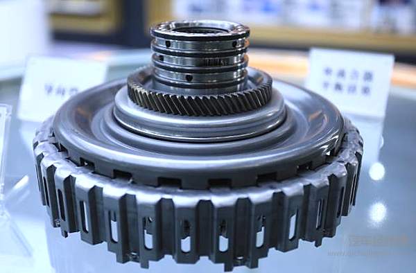 世界首款9DCT+热效率38.3%发动机 长城汽车下半年征战市场利器！