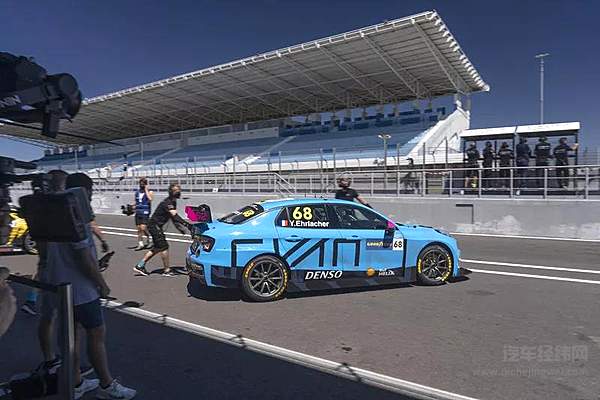 WTCR再燃战火 领克车队让世界看到中国力量