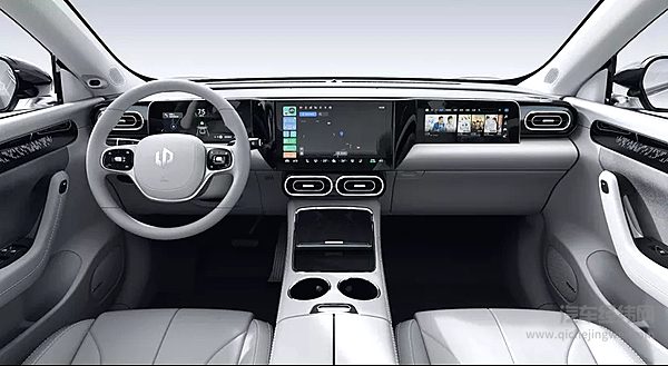 无敌是多么寂寞 7款8155车型智能座舱论剑紫禁之巅