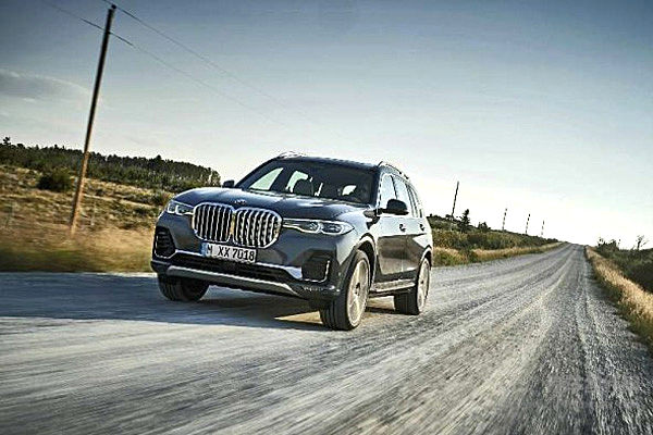 “持续创新 引领未来”宝马集团携旗下重磅车型亮相2019上海车展