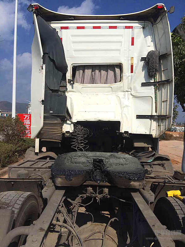 豪沃T7H救了他 运输人百万公里行的“安全仓”