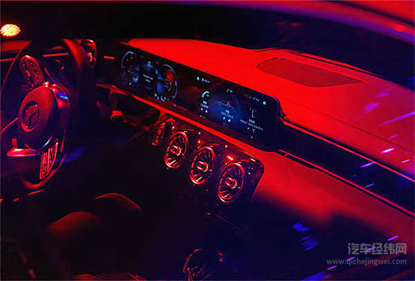 史上最便宜的奔驰上市 出场慢却令人印象深刻！