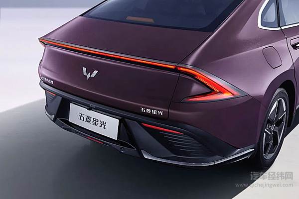 五菱首款家轿五菱星光外观曝光 6款车色可选！