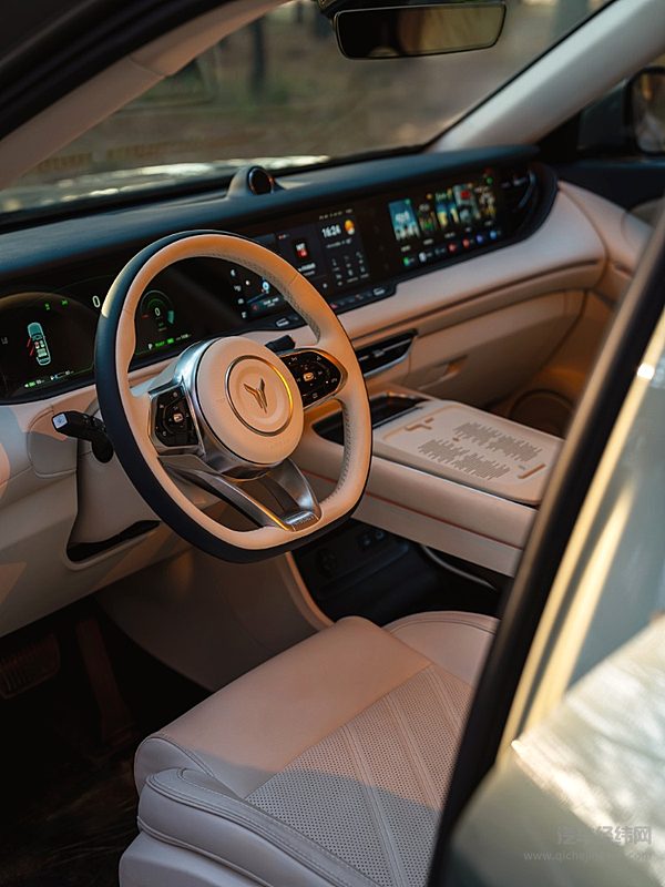 岚图2024年销量大涨70% 为何能在2024年逆势而上？