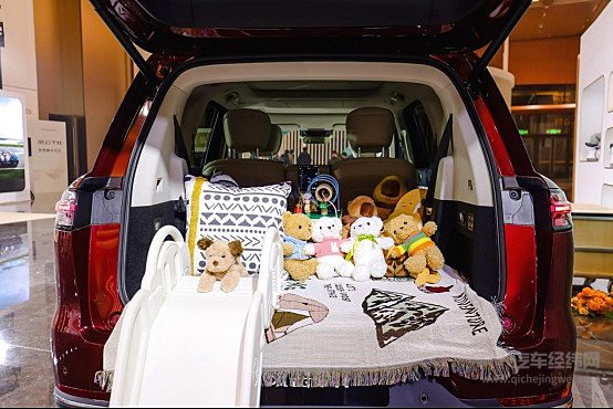 风云T11限时抢鲜价17.99万元起 让百万豪华触手可及！