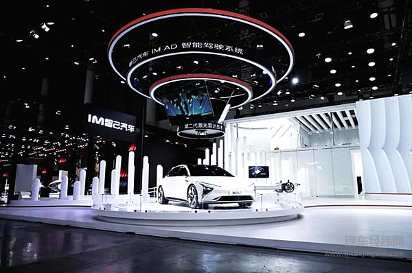 冰火两重天：成都车展 谁在笑谁在哭？