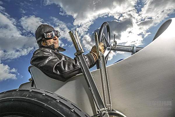 比飞机还快的奔驰？我想知道驾驶它的感觉如何