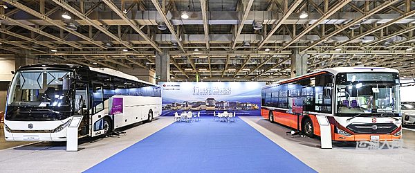 綠動(dòng)澳門(mén)！中通客車(chē)亮相2025澳門(mén)車(chē)展