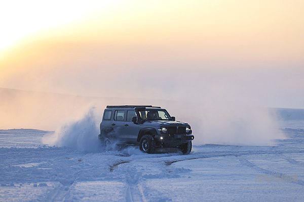 旅行者银龙之翼上市 4万元买改装方案值不值？