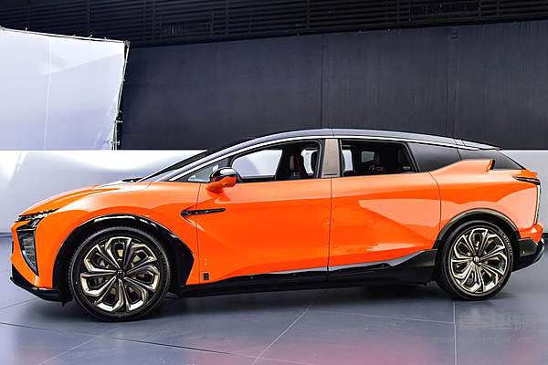 北京车展大放异彩 高合HiPhi X“高”在哪可以卖到80万？