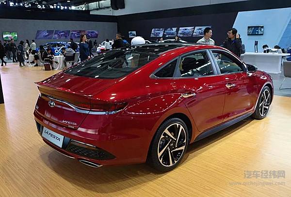 12万能买到的最帅的车！全球十佳发动机，性能吊打思域