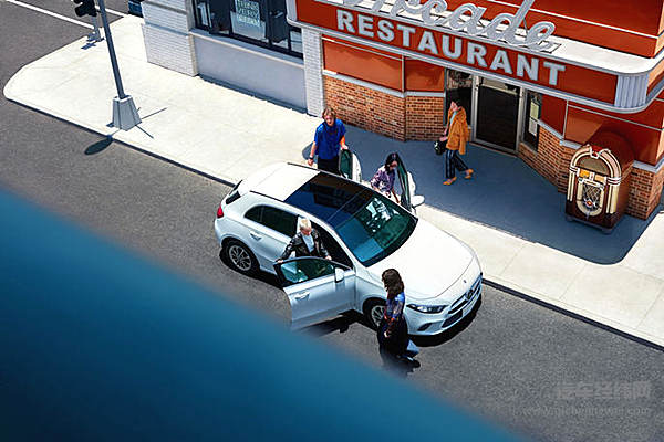 年轻个性爱自由 全新奔驰A级25.78万买不买？