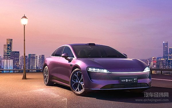 30万级纯电车型二选一 智界S7与阿维塔12谁的含华量更高？