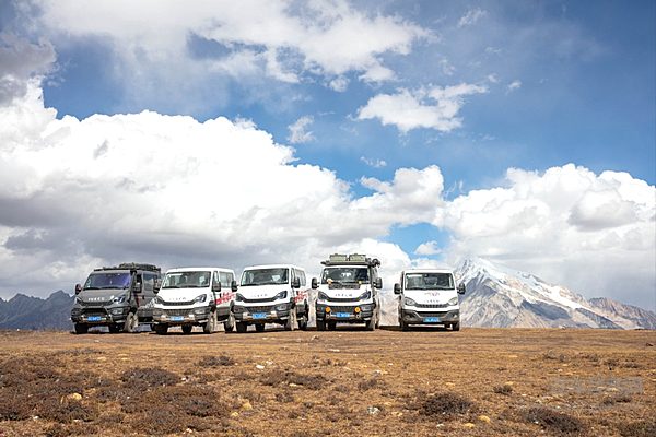 欧霸·山海：一场关于“移动的家”与人生征途的深度对话