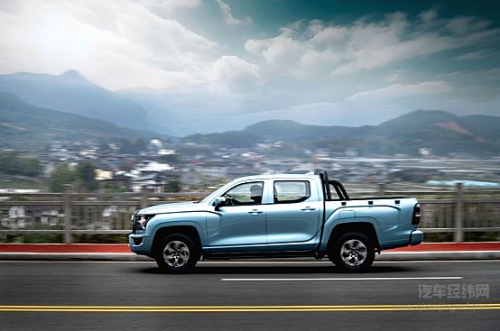 花手动挡的钱买自动挡皮卡 长城金刚炮8AT上市 售价9.98万元起