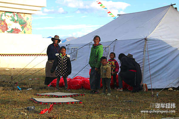 重汽品质鉴证之旅：西藏已不远 在游山玩水中看“大国重器”之风貌