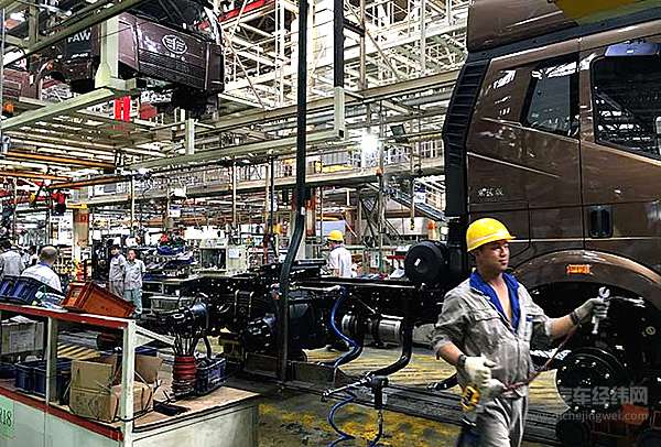 走进世界级卡车制造基地  解读解放行业领先奥秘