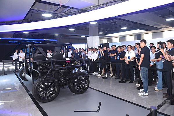 长安领航皮卡新能源浪潮 全球首款增程皮卡信息抢先看