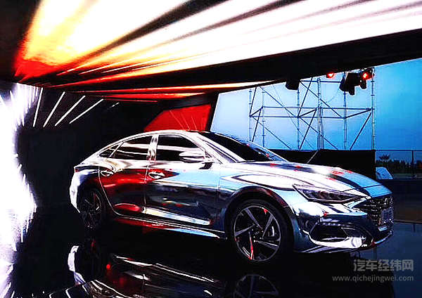 北京现代菲斯塔追赶轿车风潮 思域“神车”地位不保？！