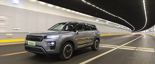 紧凑型插混SUV对决 启源Q05靠什么战胜瑞虎7 C-DM？