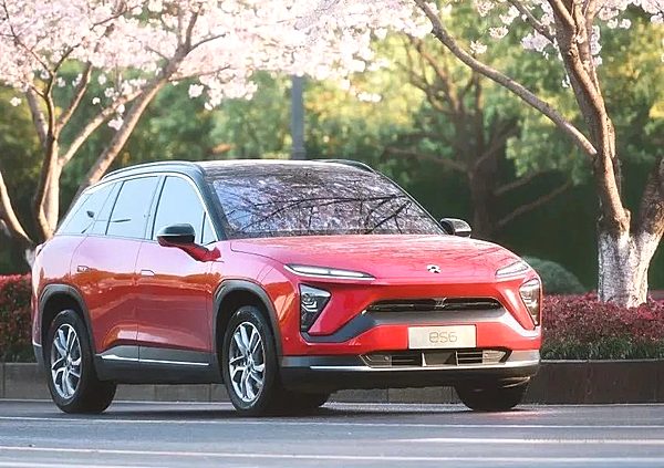 适合自驾回家过年的纯电SUV 蔚来ES6与宝马iX3谁更值得选择？