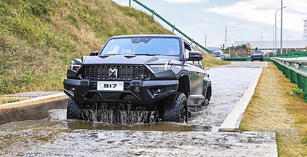 用科技营造豪华 猛士917与仰望U8各有特色